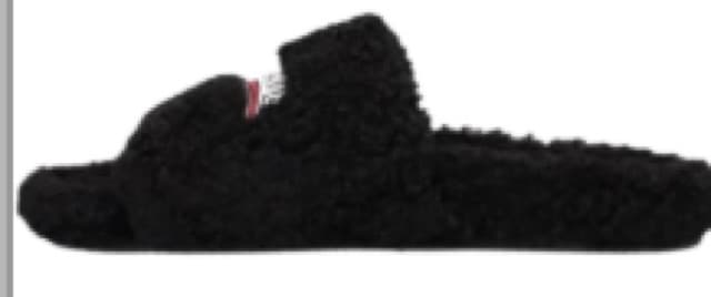 balenciaga fur slides https