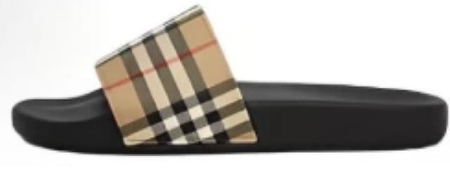 Burberry flip flops