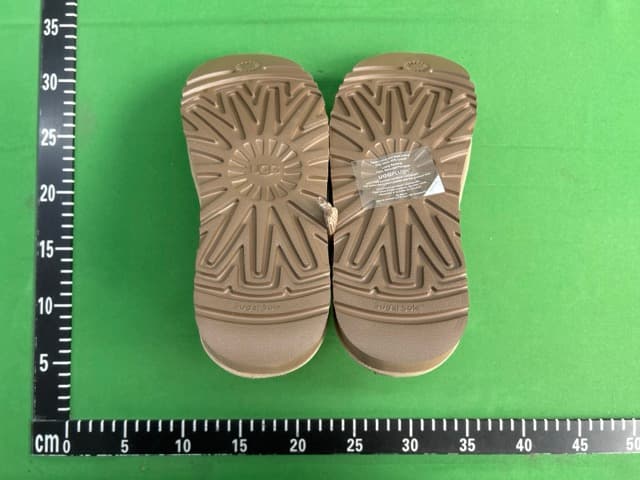 Lanvin Curb
