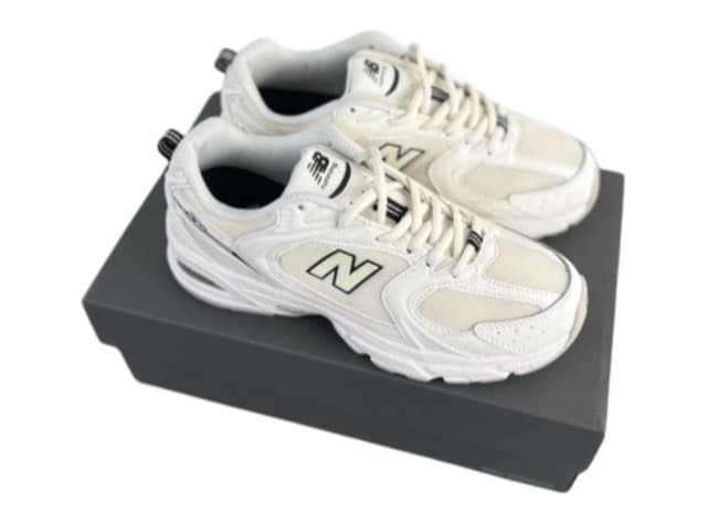 New Balance 530